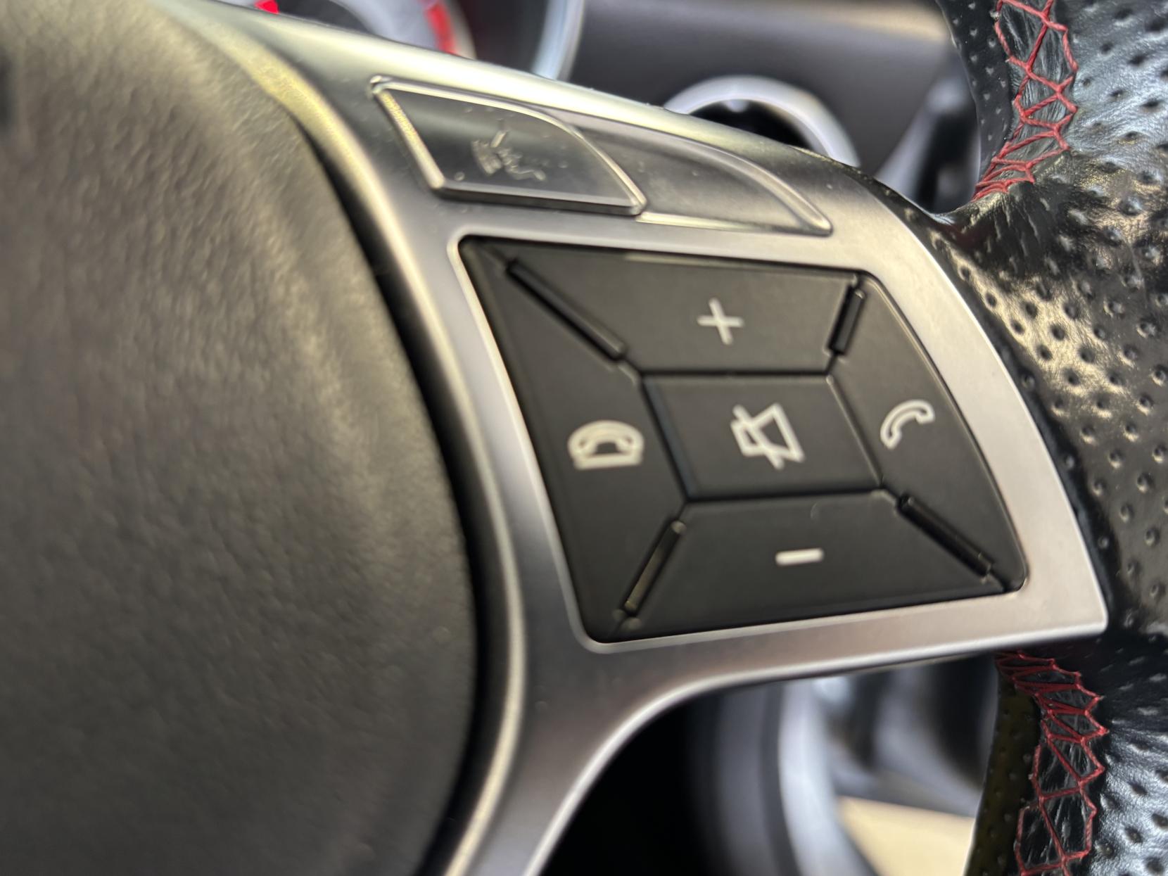 Mercedes-Benz SLK 1.8 SLK200 AMG Sport Convertible 2dr Petrol G-Tronic+ Euro 5 (s/s) (184 ps)