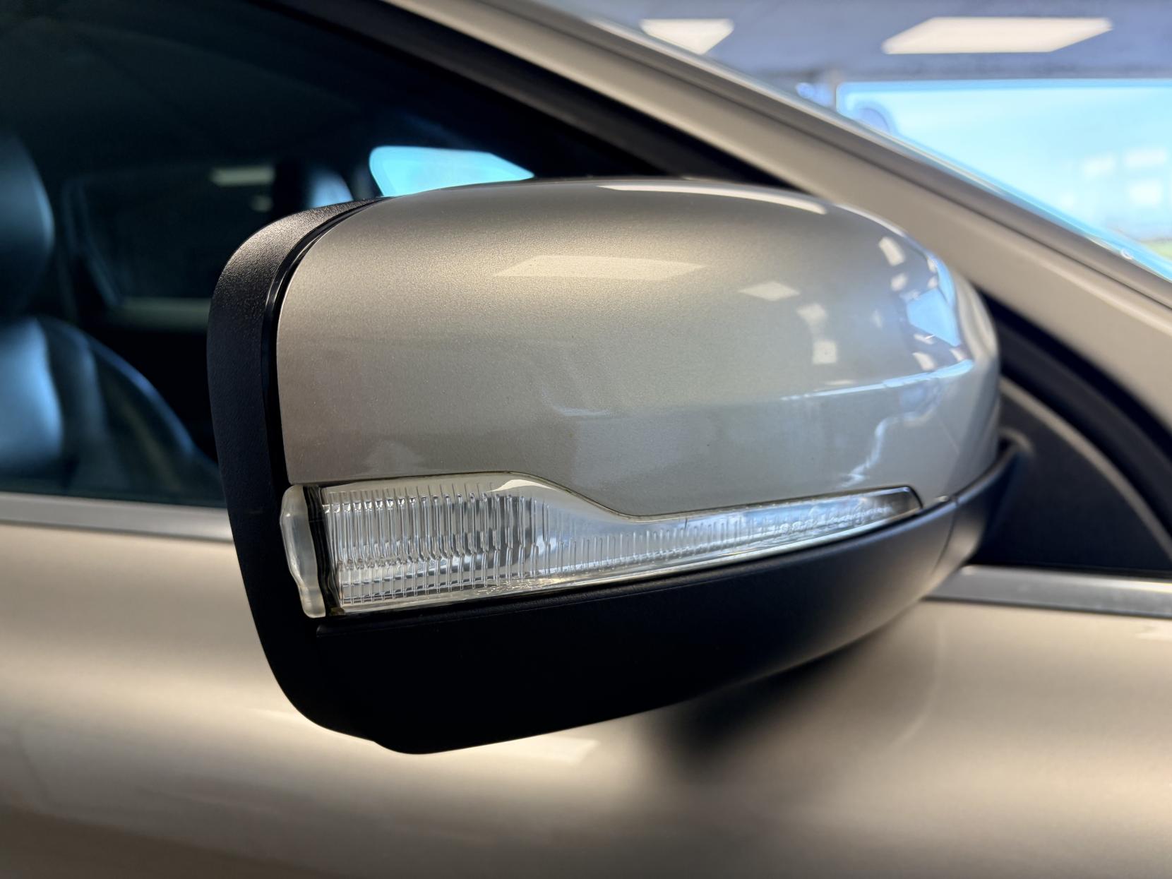 Volvo XC60 2.4 D4 SE Lux Nav SUV 5dr Diesel Geartronic AWD Euro 5 (181 ps)