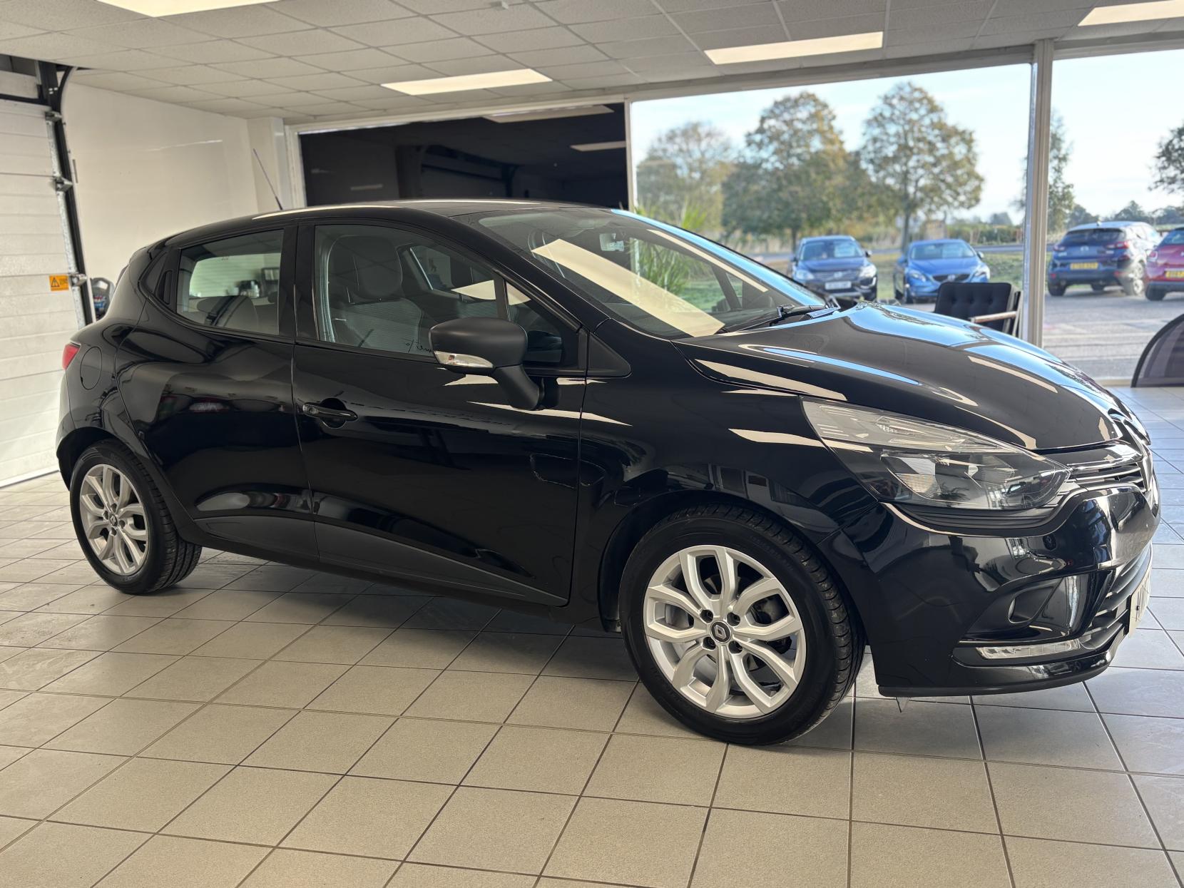 Renault Clio 1.5 dCi Play Hatchback 5dr Diesel Manual Euro 6 (s/s) (90 ps)