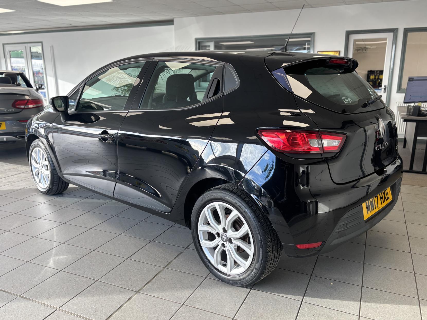 Renault Clio 1.5 dCi Play Hatchback 5dr Diesel Manual Euro 6 (s/s) (90 ps)