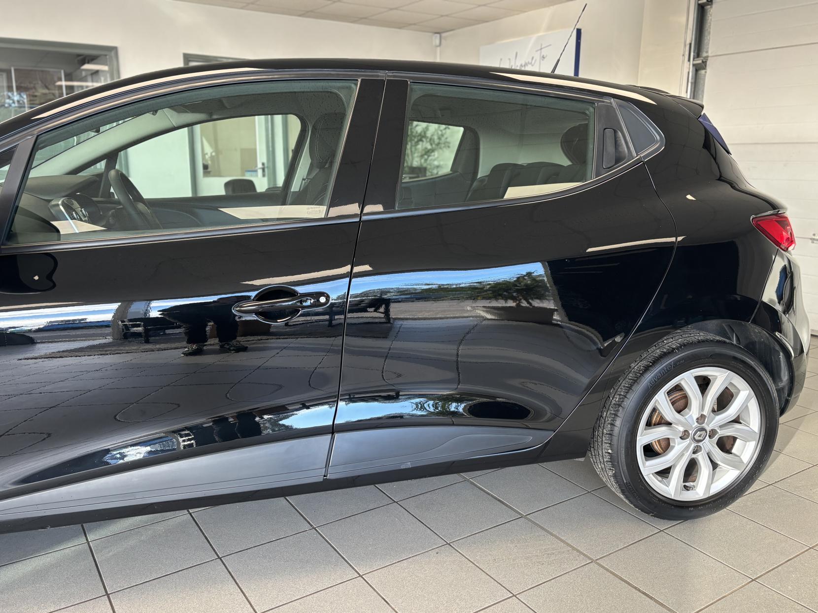 Renault Clio 1.5 dCi Play Hatchback 5dr Diesel Manual Euro 6 (s/s) (90 ps)