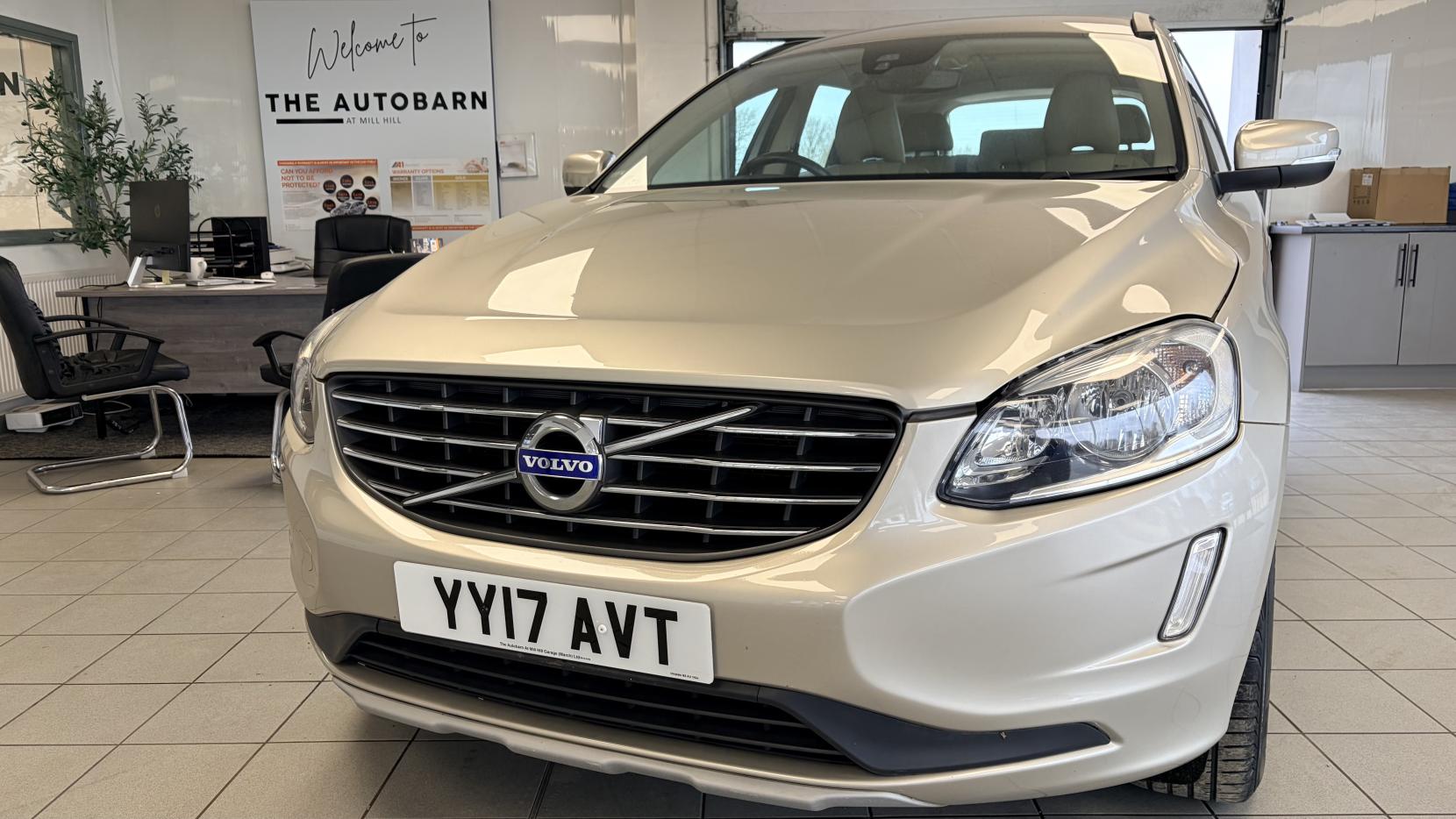 Volvo XC60 2.0 D4 SE Nav SUV 5dr Diesel Auto Euro 6 (s/s) (190 ps)