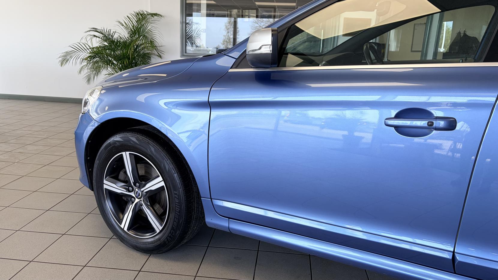 Volvo XC60 2.0 D4 R-Design Nav SUV 5dr Diesel Auto Euro 6 (s/s) (190 ps)