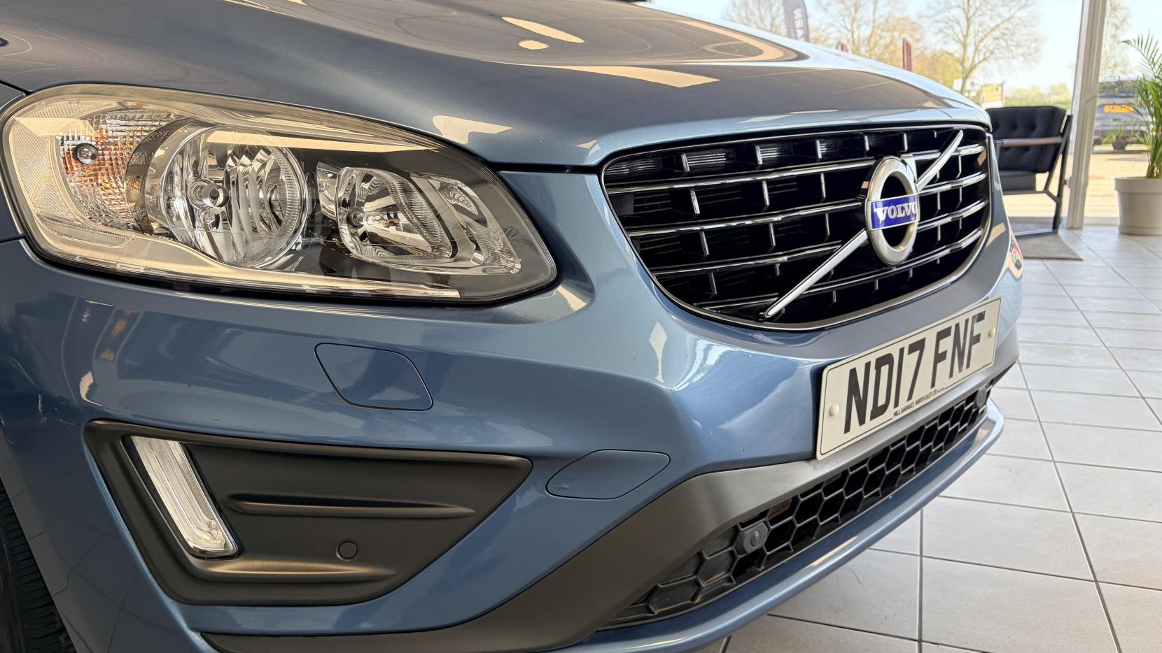Volvo XC60 2.0 D4 R-Design Nav SUV 5dr Diesel Auto Euro 6 (s/s) (190 ps)