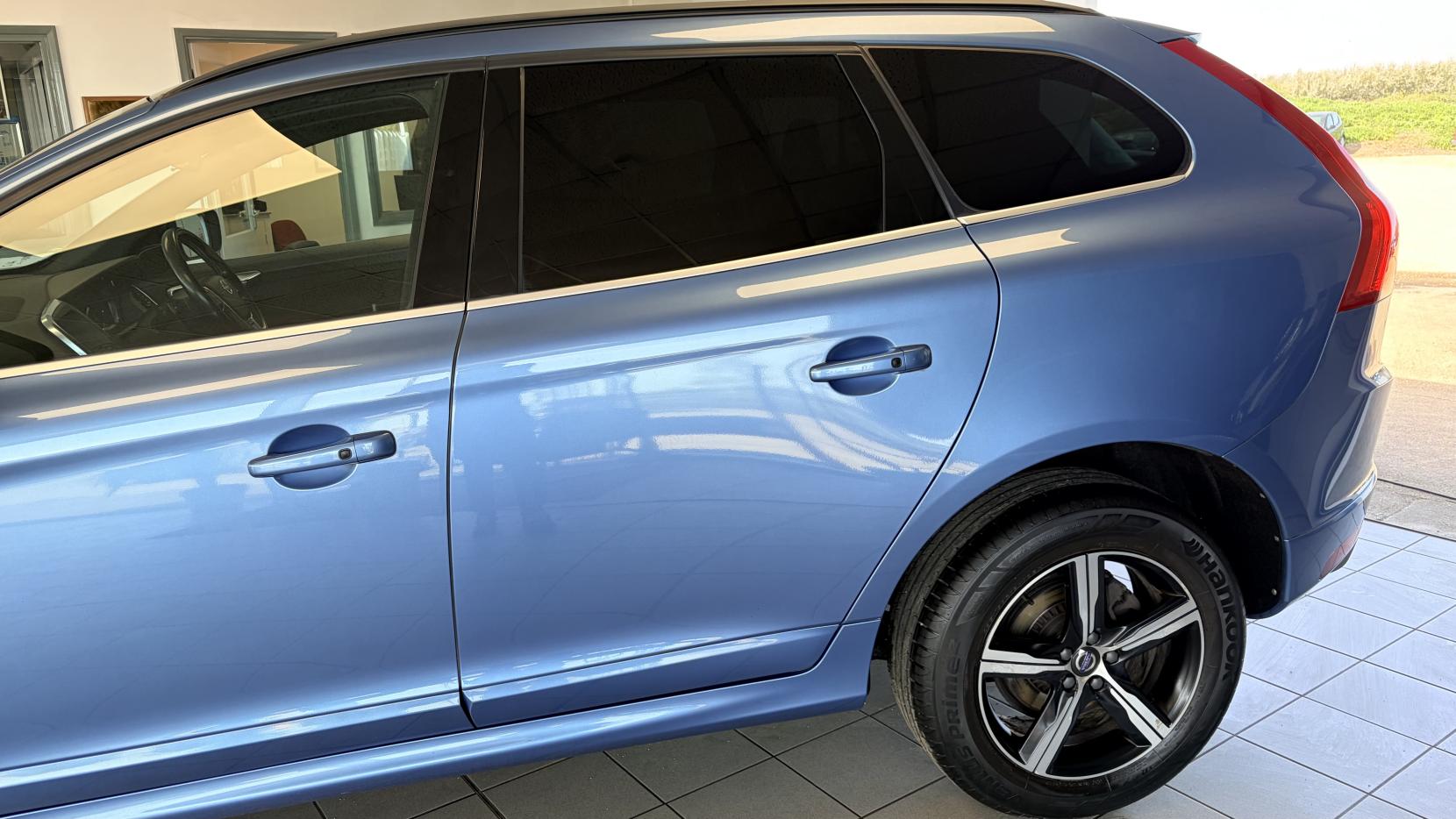 Volvo XC60 2.0 D4 R-Design Nav SUV 5dr Diesel Auto Euro 6 (s/s) (190 ps)