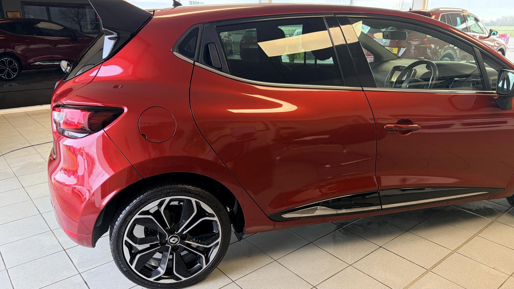 Renault Clio 1.5 dCi Dynamique S Nav Hatchback 5dr Diesel Manual Euro 6 (s/s) (90 ps)