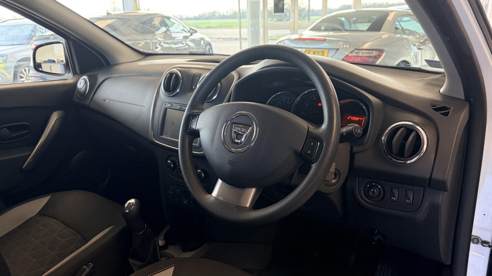 Dacia Sandero Stepway 1.5 dCi Laureate Hatchback 5dr Diesel Manual Euro 6 (s/s) (90 ps)