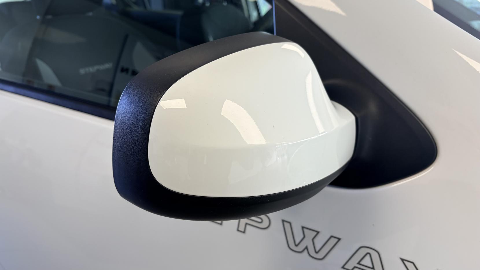 Dacia Sandero Stepway 1.5 dCi Laureate Hatchback 5dr Diesel Manual Euro 6 (s/s) (90 ps)