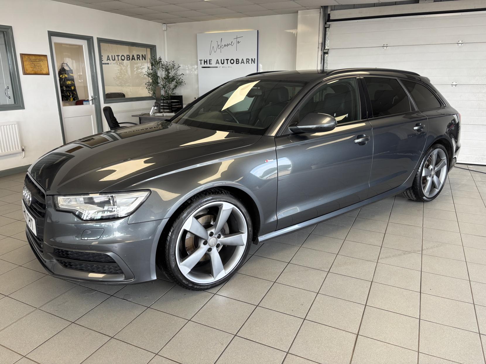 Audi A6 Avant 2.0 TDI ultra Black Edition Estate 5dr Diesel Manual Euro 6 (s/s) (190 ps)