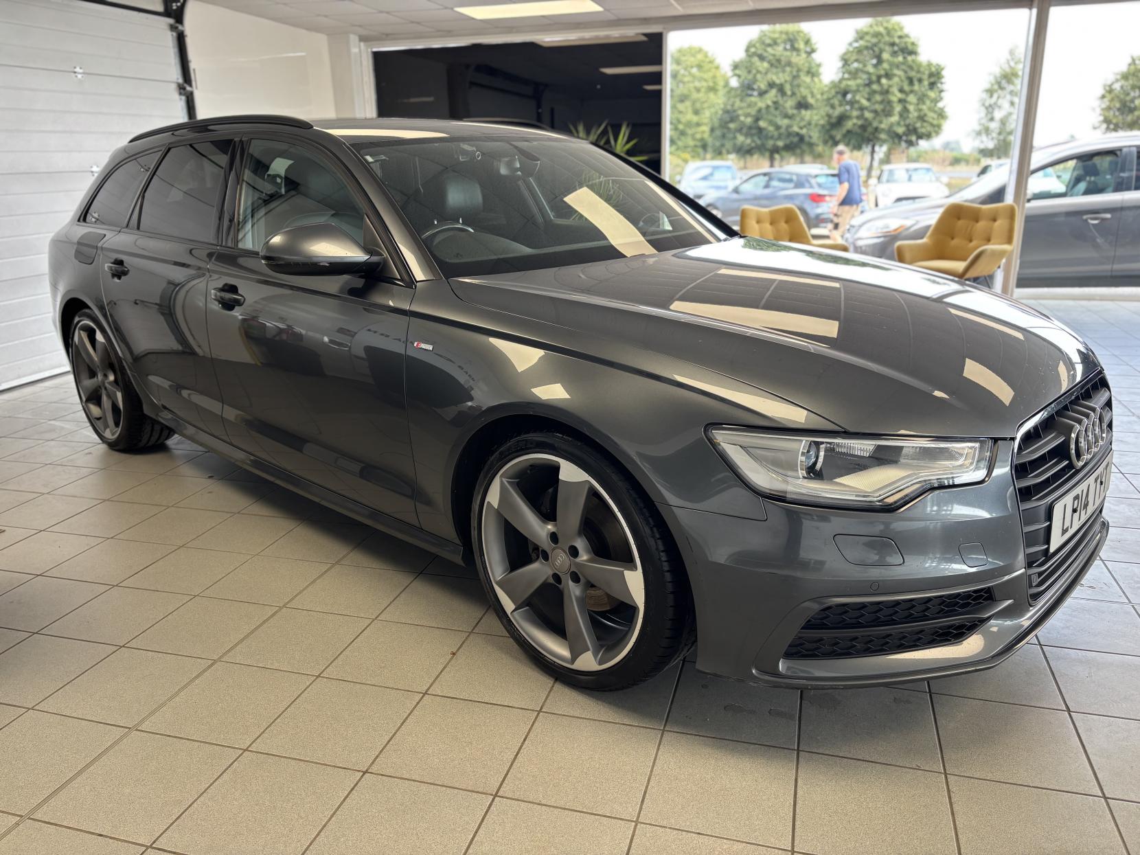 Audi A6 Avant 2.0 TDI ultra Black Edition Estate 5dr Diesel Manual Euro 6 (s/s) (190 ps)