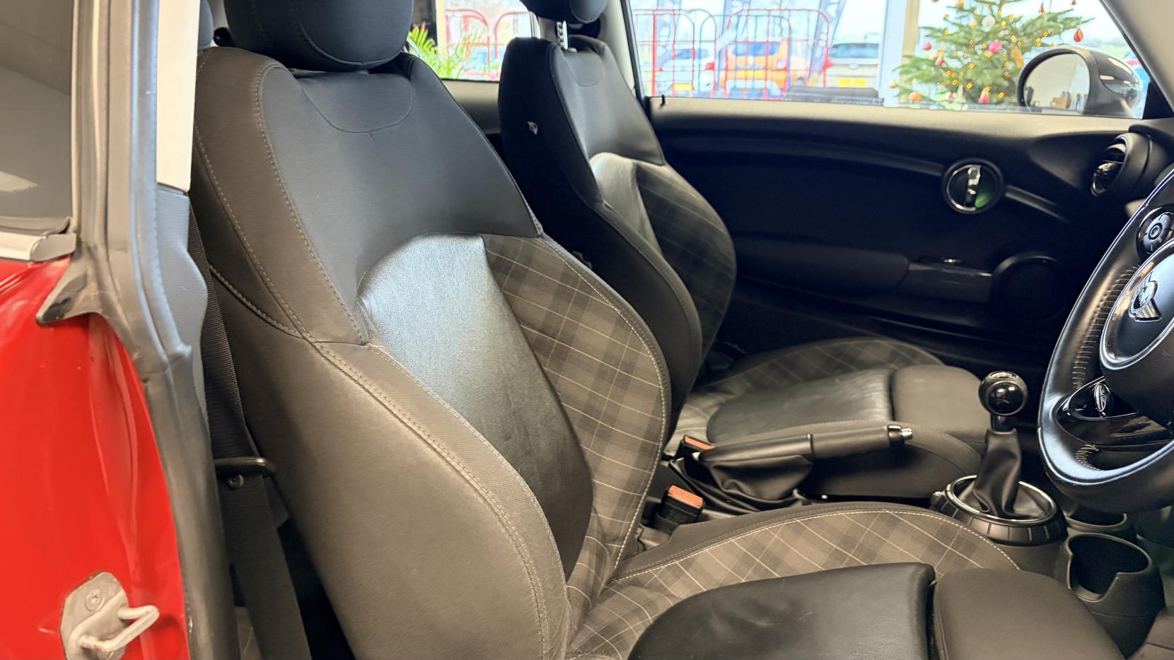 MINI Hatch 1.5 Cooper Hatchback 3dr Petrol Manual Euro 6 (s/s) (136 ps)