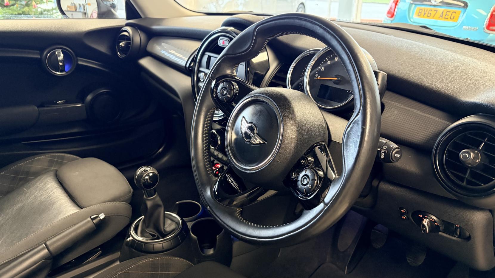 MINI Hatch 1.5 Cooper Hatchback 3dr Petrol Manual Euro 6 (s/s) (136 ps)