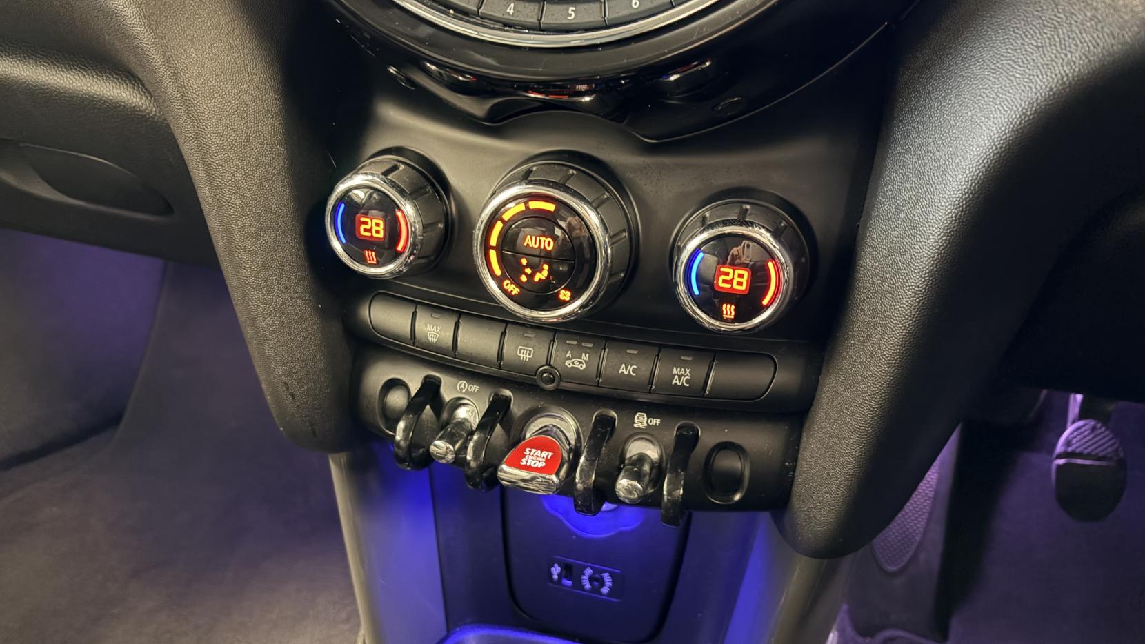 MINI Hatch 1.5 Cooper Hatchback 3dr Petrol Manual Euro 6 (s/s) (136 ps)