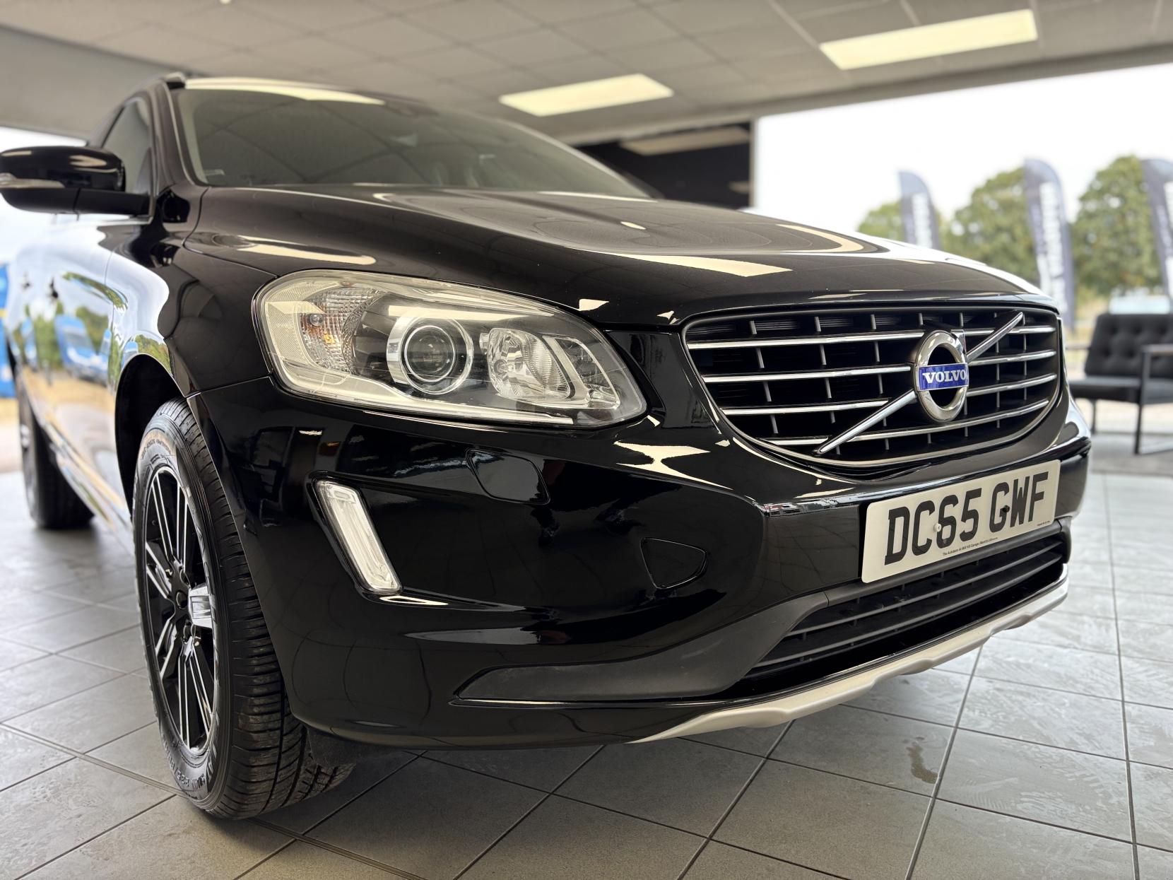Volvo XC60 2.4 D5 SE Lux Nav SUV 5dr Diesel Manual AWD Euro 6 (s/s) (220 ps)
