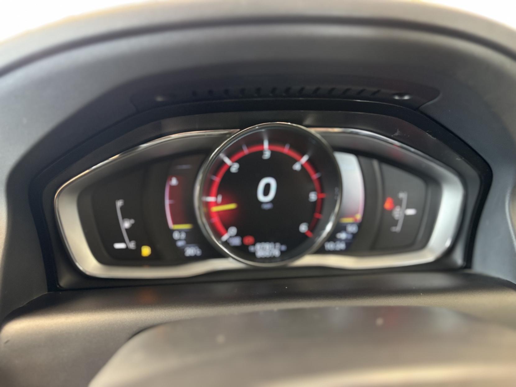 Volvo XC60 2.4 D5 SE Lux Nav SUV 5dr Diesel Manual AWD Euro 6 (s/s) (220 ps)