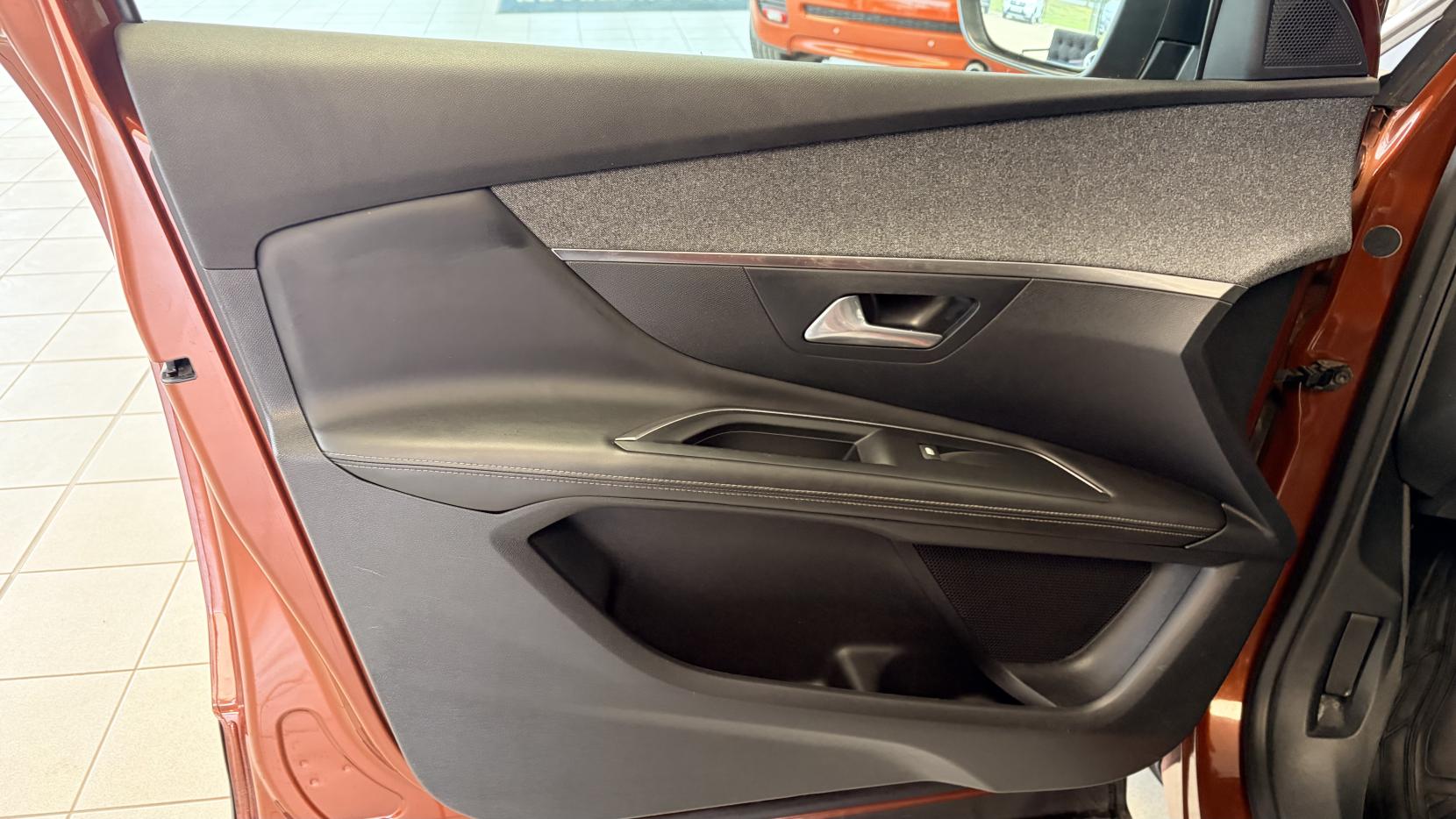 Peugeot 3008 1.2 PureTech Allure SUV 5dr Petrol Manual Euro 6 (s/s) (130 ps)