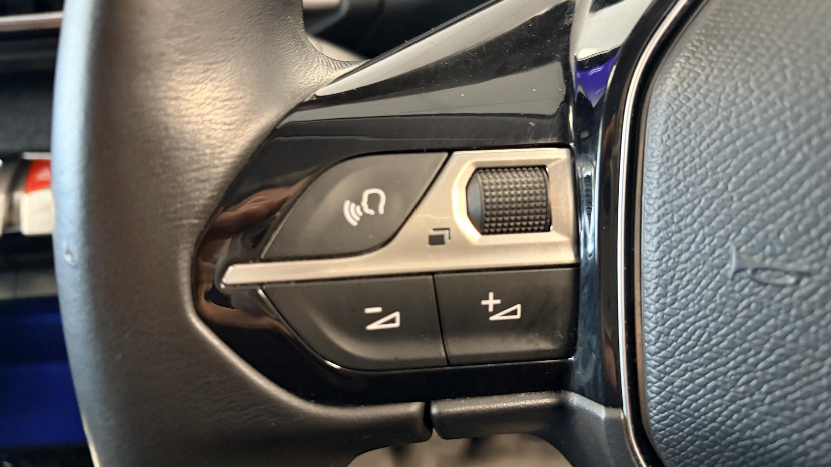 Peugeot 3008 1.2 PureTech Allure SUV 5dr Petrol Manual Euro 6 (s/s) (130 ps)