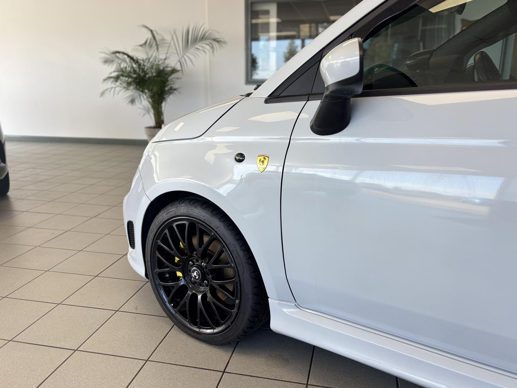 Abarth 500 1.4 T-Jet Hatchback 3dr Petrol Manual Euro 5 (135 bhp)