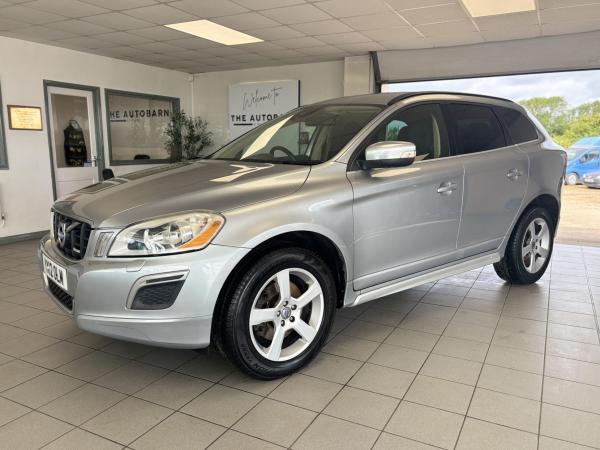Volvo XC60 2.4 D5 R-Design SUV 5dr Diesel Geartronic AWD Euro 5 (215 ps)