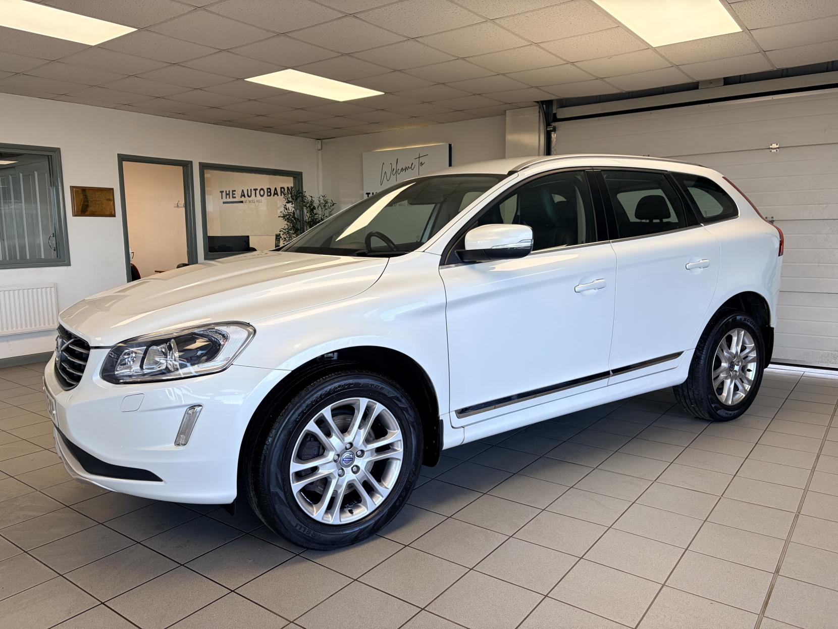 Volvo XC60 2.4 D4 SE Lux SUV 5dr Diesel Geartronic AWD Euro 5 (163 ps)