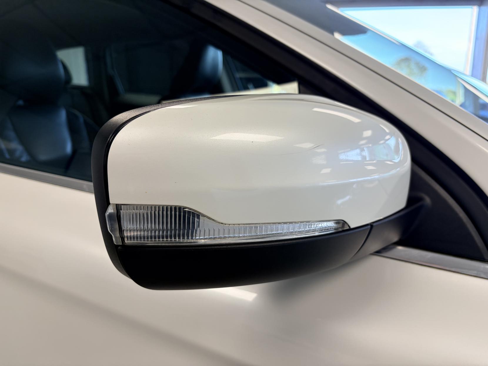 Volvo XC60 2.4 D4 SE Lux SUV 5dr Diesel Geartronic AWD Euro 5 (163 ps)