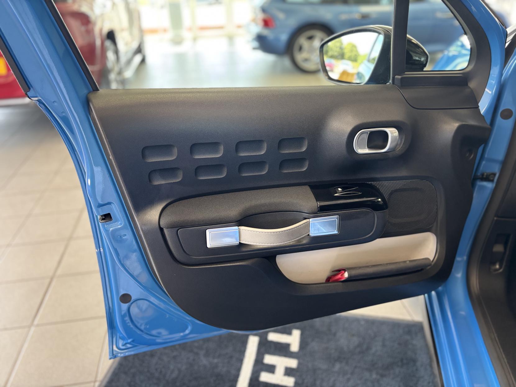 Citroen C3 1.2 PureTech Feel Hatchback 5dr Petrol Manual Euro 6 (82 ps)
