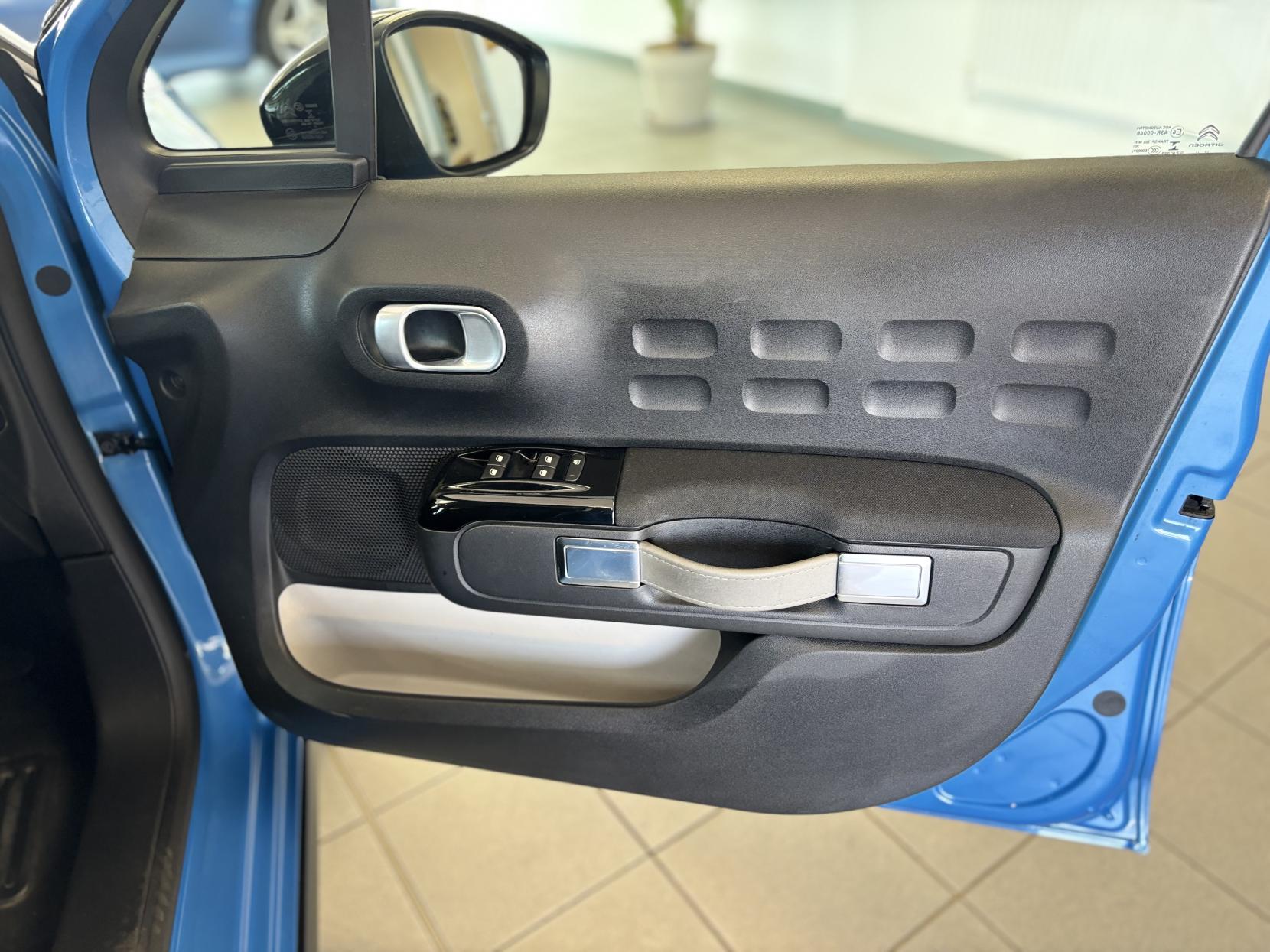 Citroen C3 1.2 PureTech Feel Hatchback 5dr Petrol Manual Euro 6 (82 ps)