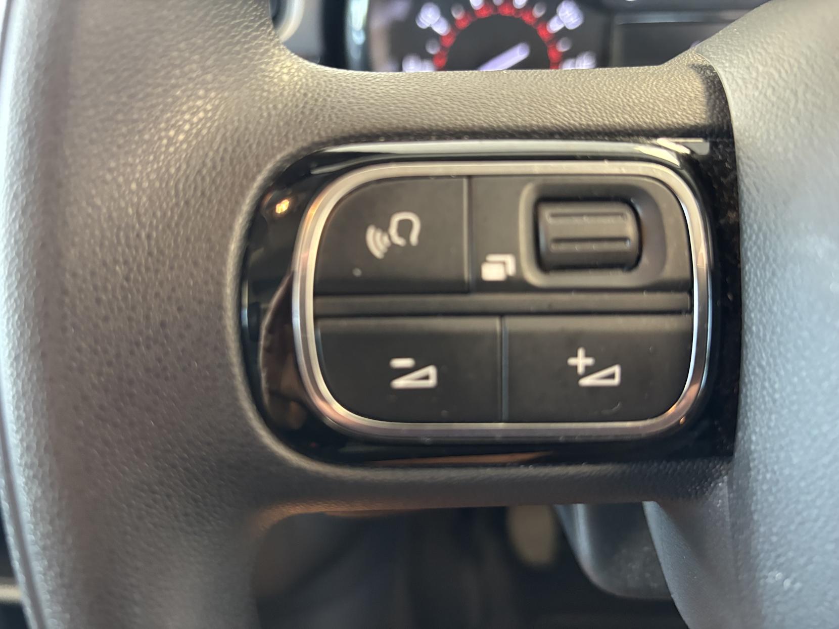 Citroen C3 1.2 PureTech Feel Hatchback 5dr Petrol Manual Euro 6 (82 ps)