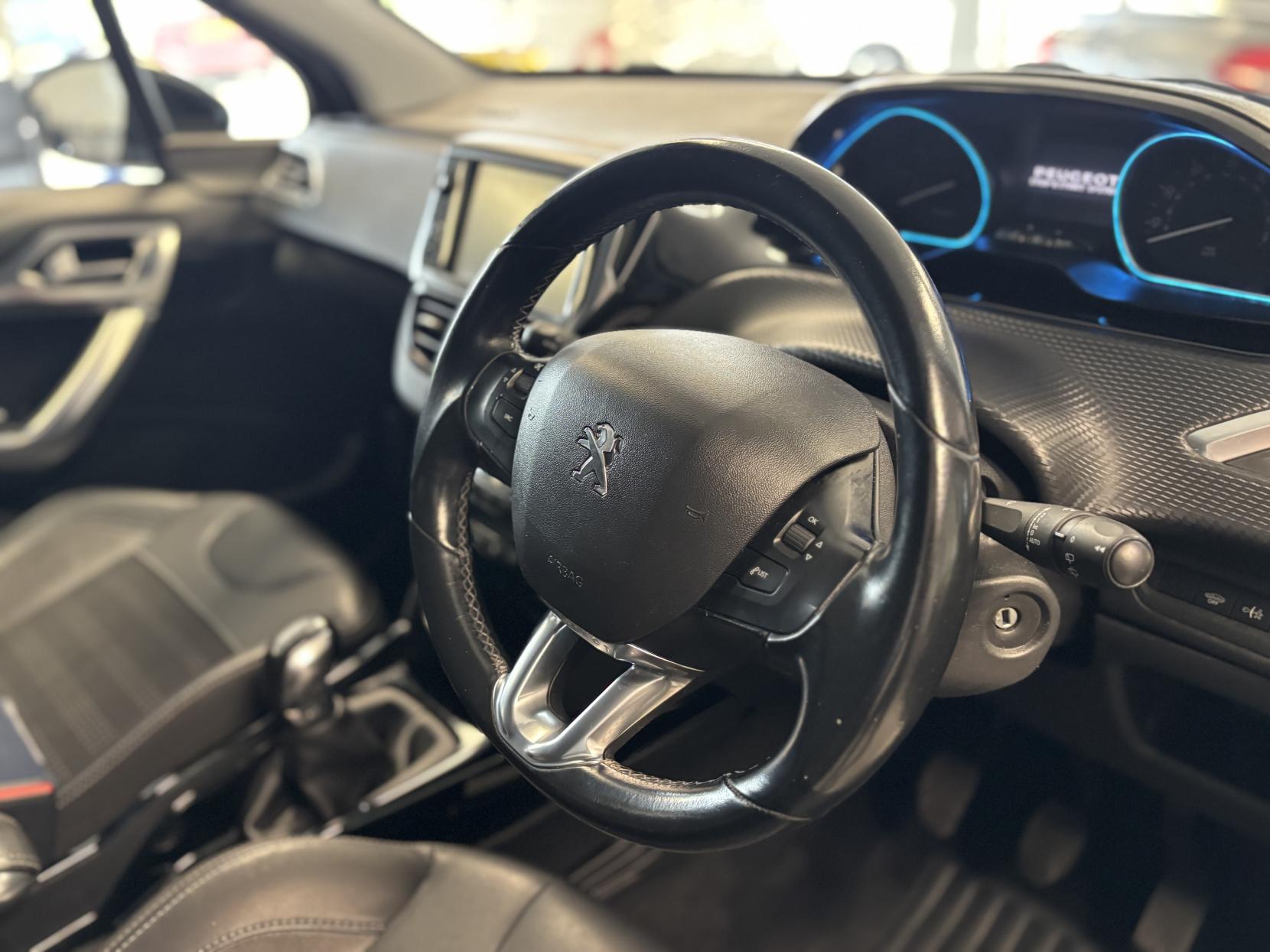 Peugeot 2008 1.2 PureTech Allure SUV 5dr Petrol Manual Euro 6 (s/s) (110 ps)