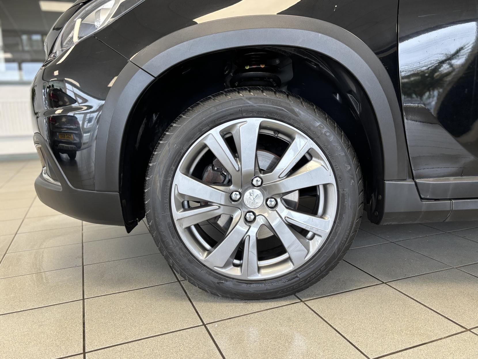Peugeot 2008 1.2 PureTech Allure SUV 5dr Petrol Manual Euro 6 (s/s) (110 ps)