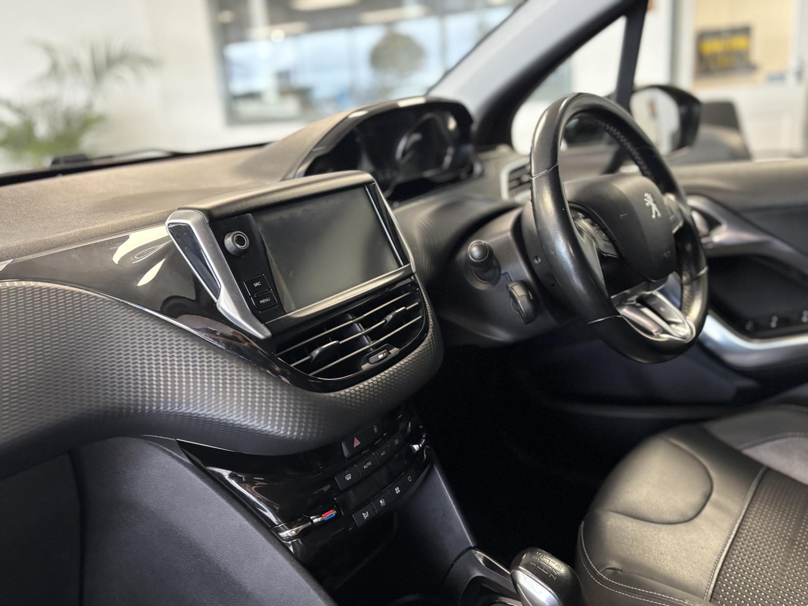Peugeot 2008 1.2 PureTech Allure SUV 5dr Petrol Manual Euro 6 (s/s) (110 ps)