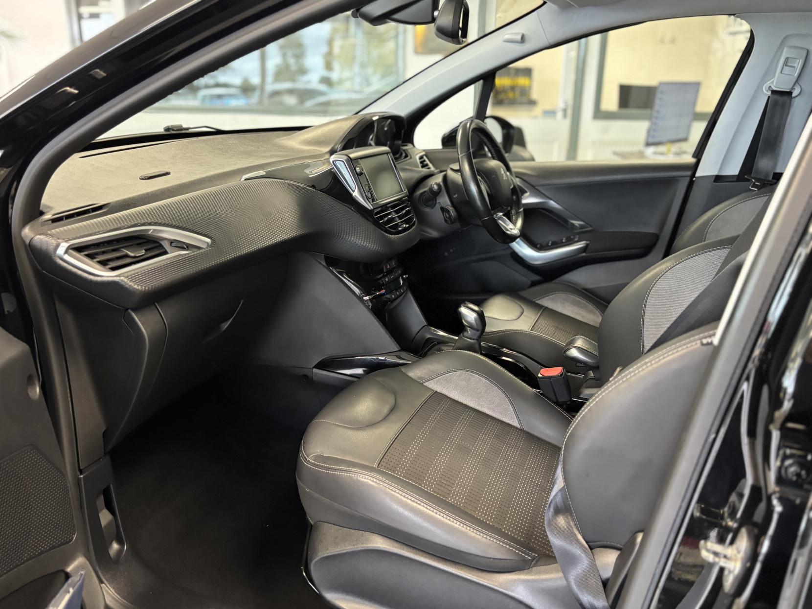 Peugeot 2008 1.2 PureTech Allure SUV 5dr Petrol Manual Euro 6 (s/s) (110 ps)