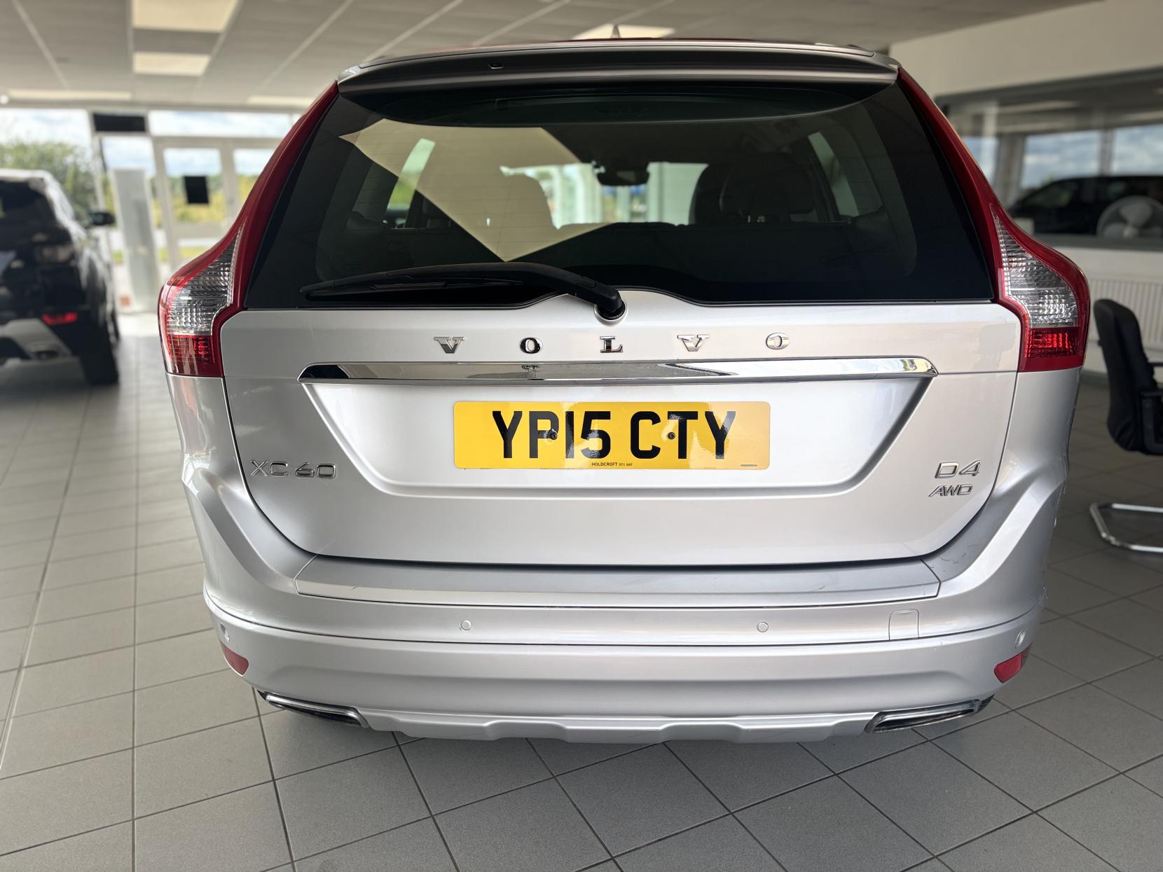 Volvo XC60 2.4 D4 SE Lux Nav SUV 5dr Diesel Geartronic AWD Euro 5 (181 ps)