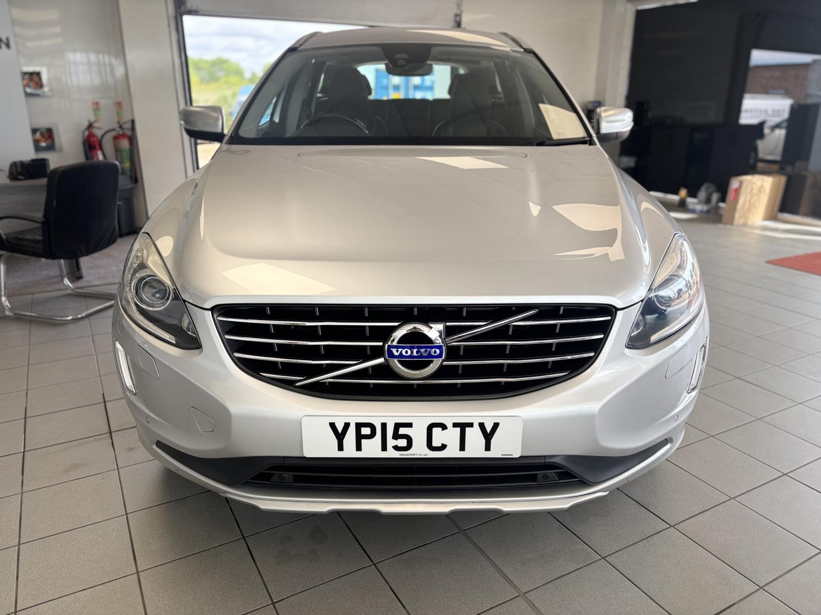 Volvo XC60 2.4 D4 SE Lux Nav SUV 5dr Diesel Geartronic AWD Euro 5 (181 ps)