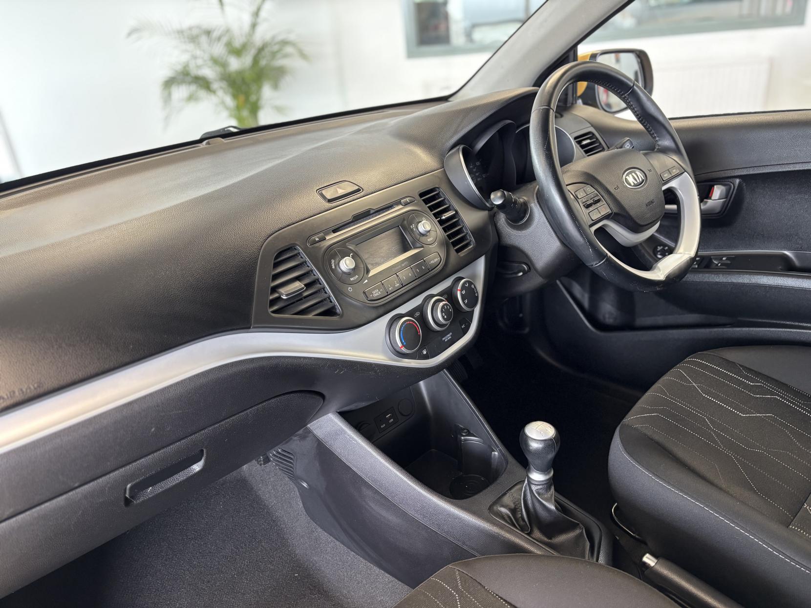 Kia Picanto 1.0 SR7 Hatchback 3dr Petrol Manual Euro 5 (68 bhp)