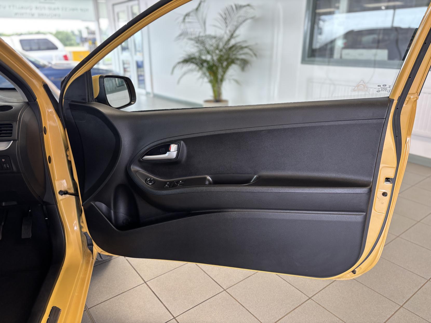 Kia Picanto 1.0 SR7 Hatchback 3dr Petrol Manual Euro 5 (68 bhp)