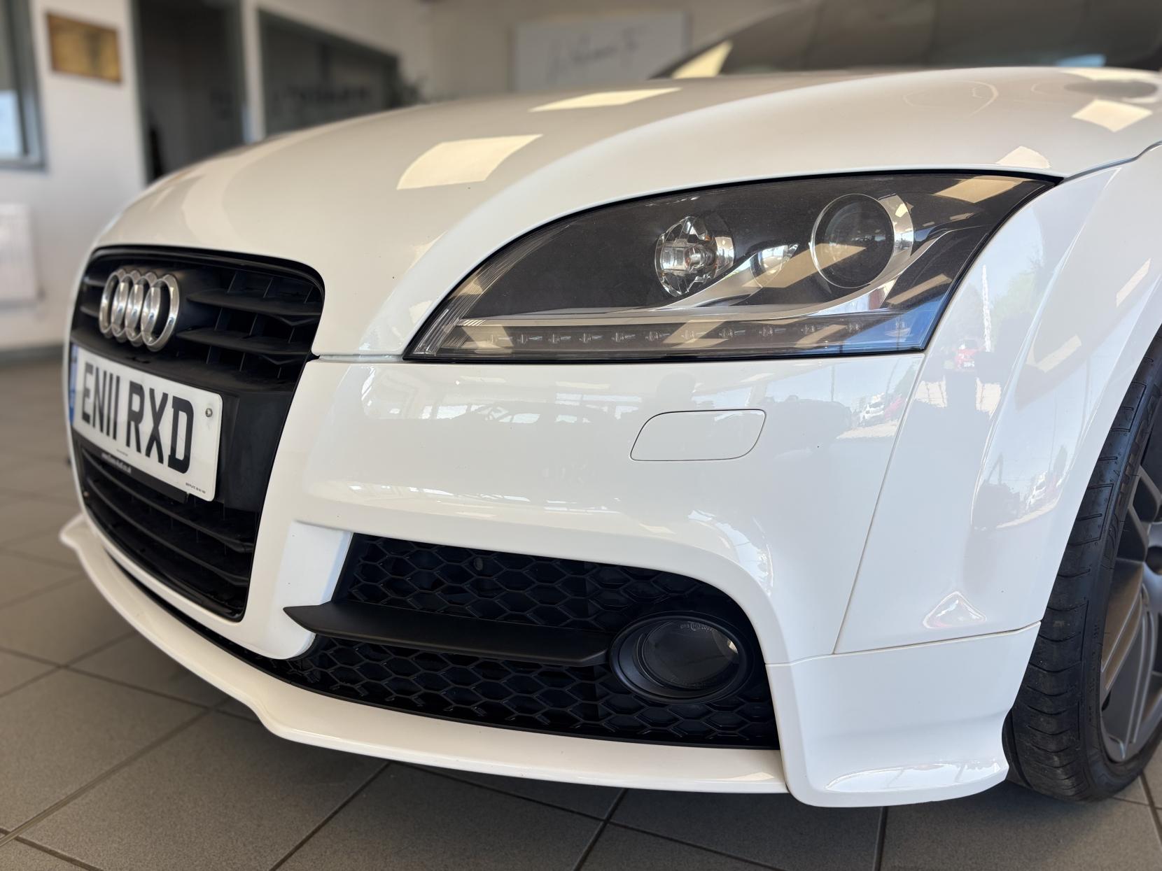 Audi TT 2.0 TFSI Black Edition Coupe 3dr Petrol Manual Euro 5 (s/s) (211 ps)