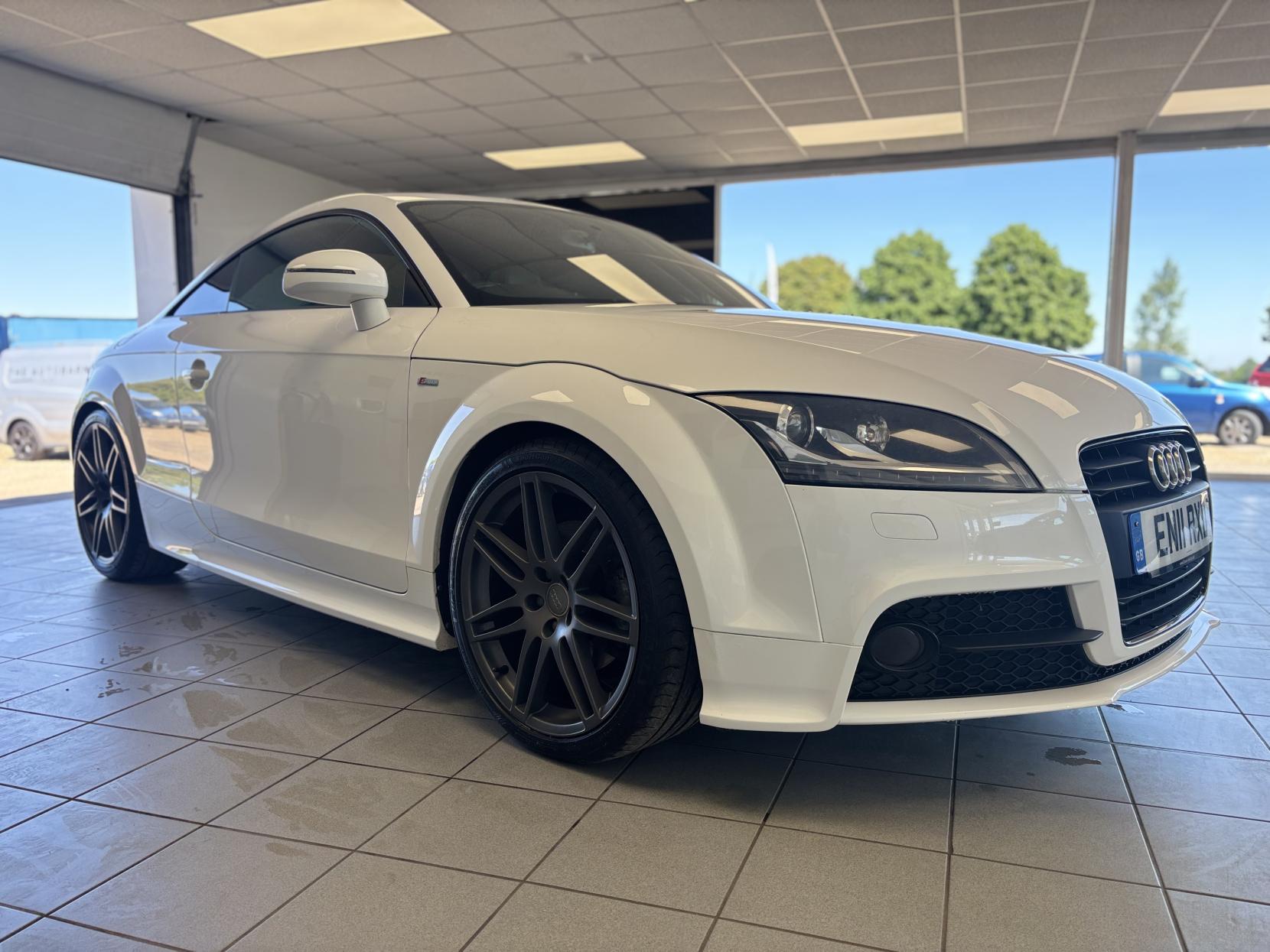 Audi TT 2.0 TFSI Black Edition Coupe 3dr Petrol Manual Euro 5 (s/s) (211 ps)