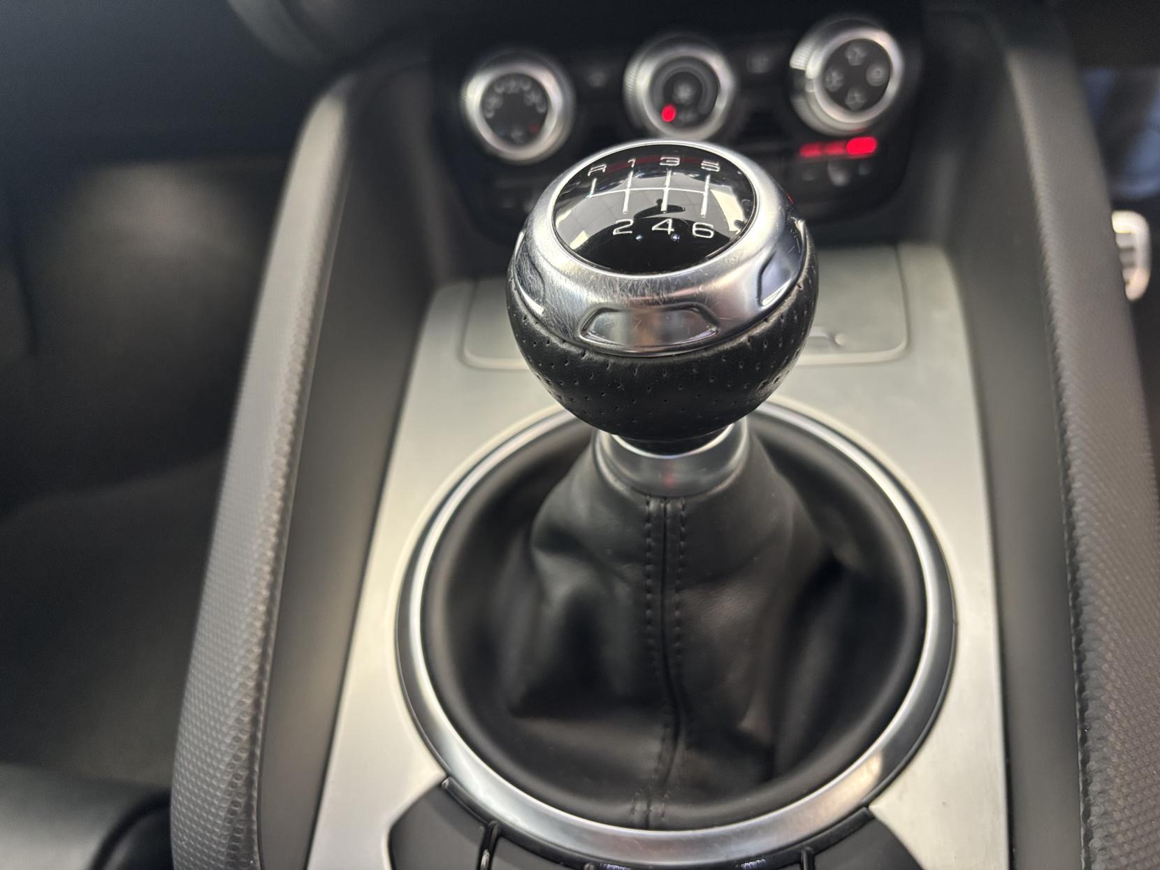 Audi TT 2.0 TFSI Black Edition Coupe 3dr Petrol Manual Euro 5 (s/s) (211 ps)
