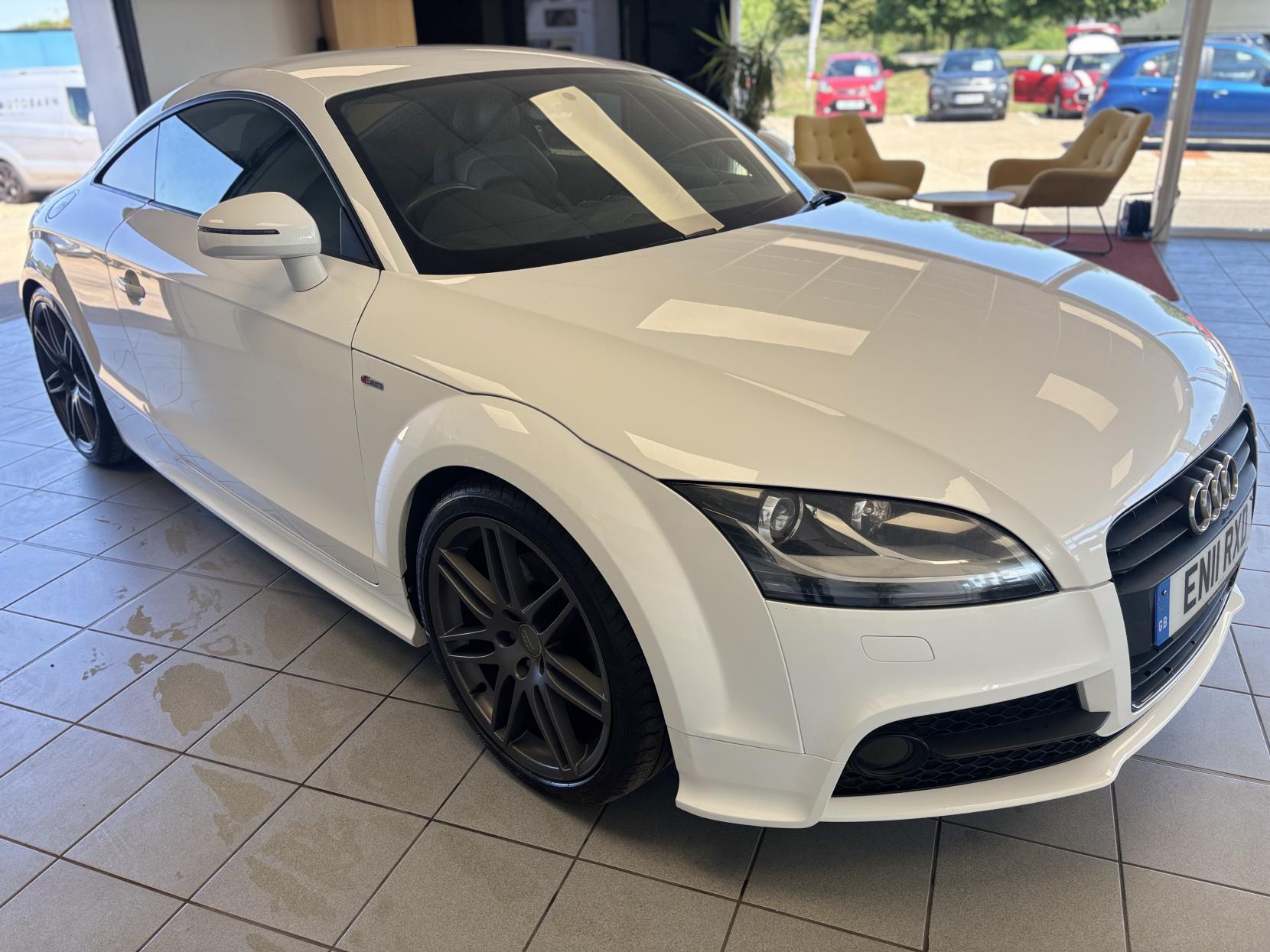 Audi TT 2.0 TFSI Black Edition Coupe 3dr Petrol Manual Euro 5 (s/s) (211 ps)