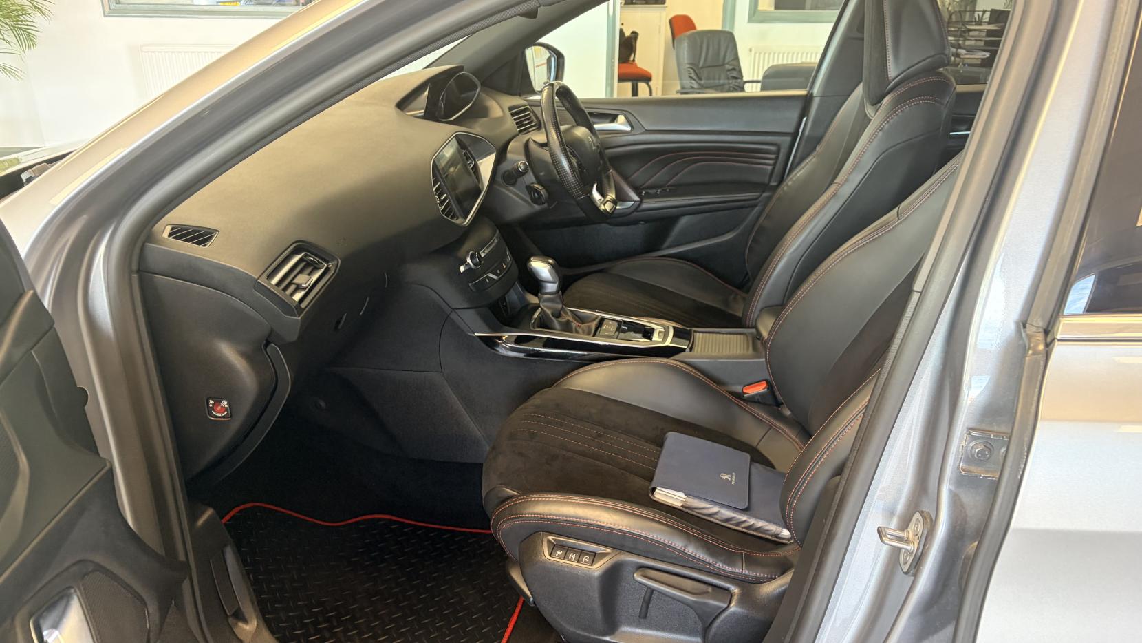 Peugeot 308 1.2 PureTech GT Line Hatchback 5dr Petrol Auto Euro 6 (s/s) (130 ps)