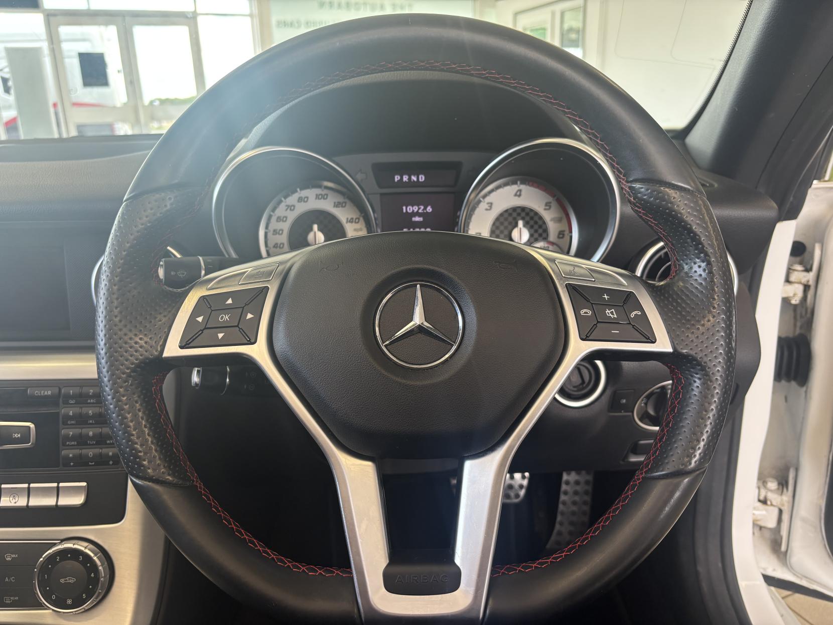 Mercedes-Benz SLK 2.1 SLK250 CDI AMG Sport Convertible 2dr Diesel G-Tronic+ Euro 5 (s/s) (204 ps)