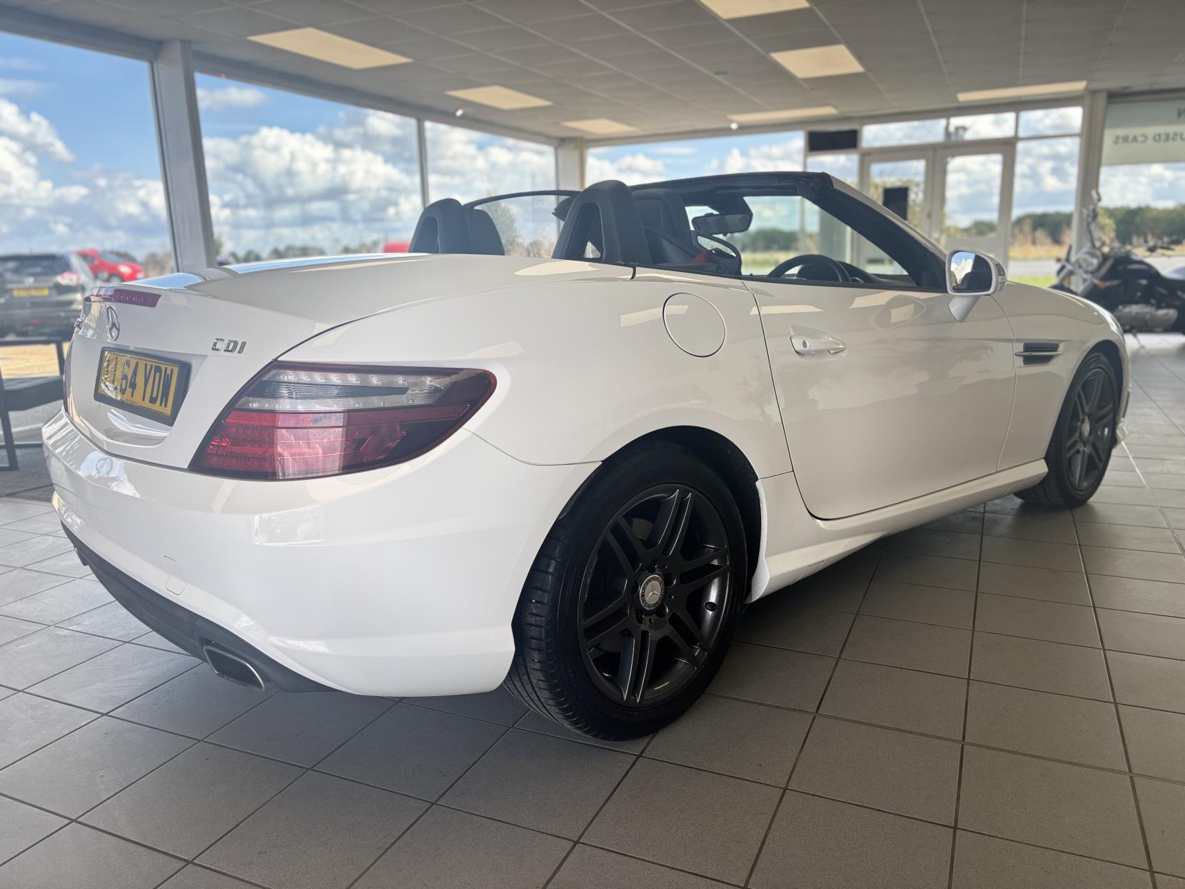 Mercedes-Benz SLK 2.1 SLK250 CDI AMG Sport Convertible 2dr Diesel G-Tronic+ Euro 5 (s/s) (204 ps)