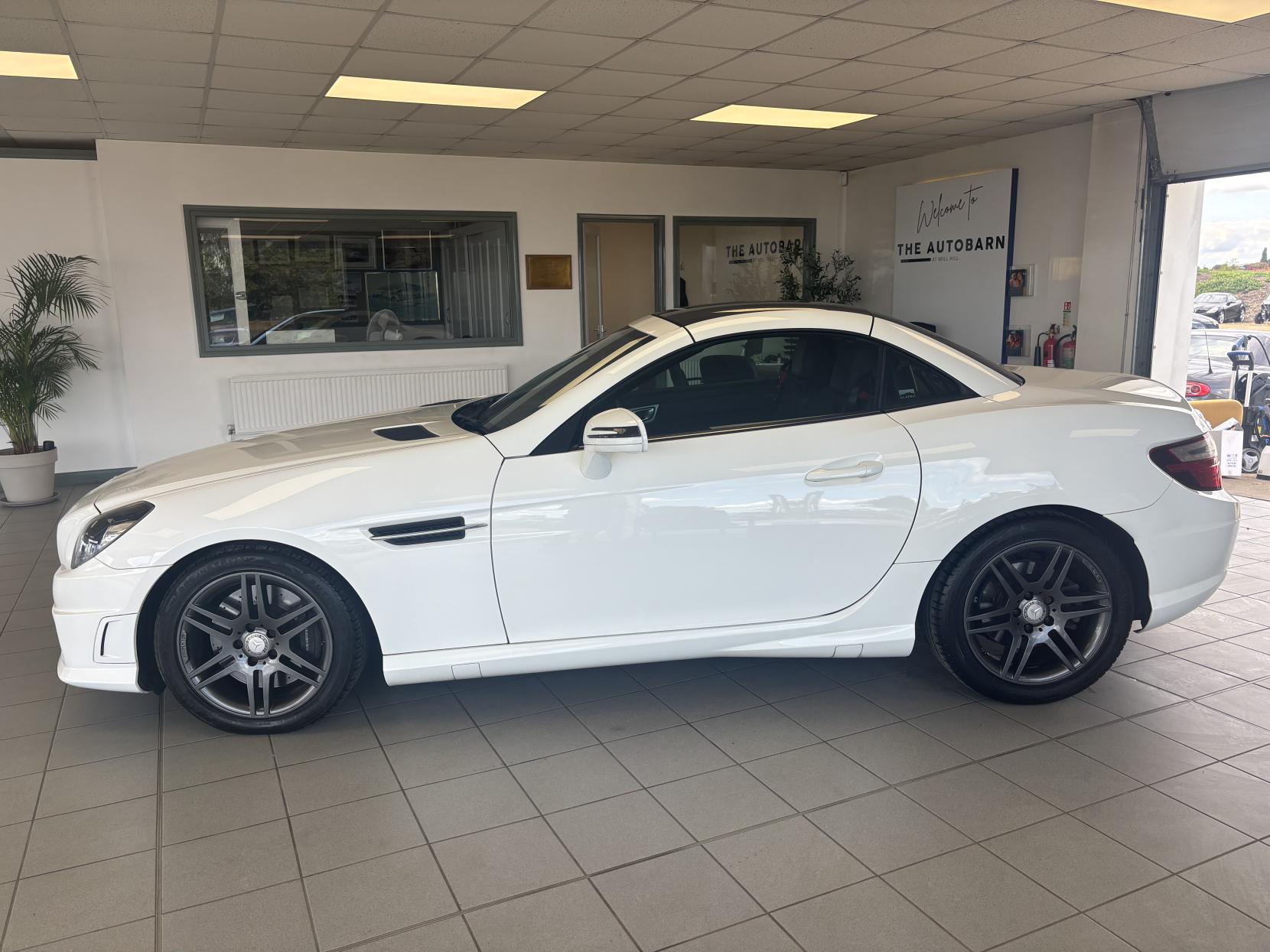Mercedes-Benz SLK 2.1 SLK250 CDI AMG Sport Convertible 2dr Diesel G-Tronic+ Euro 5 (s/s) (204 ps)