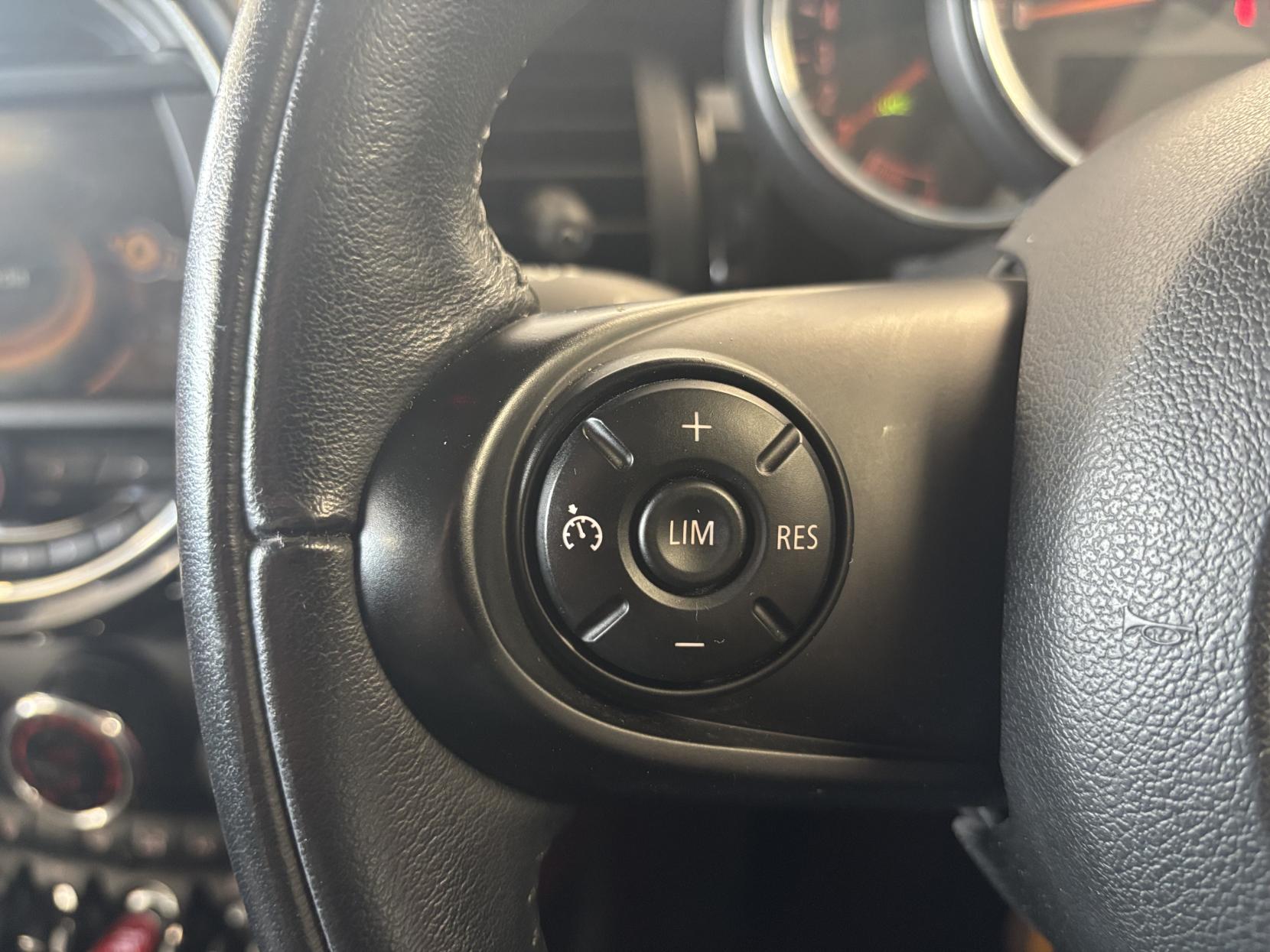 MINI Hatch 1.5 Cooper D Hatchback 3dr Diesel Manual Euro 6 (s/s) (116 ps)