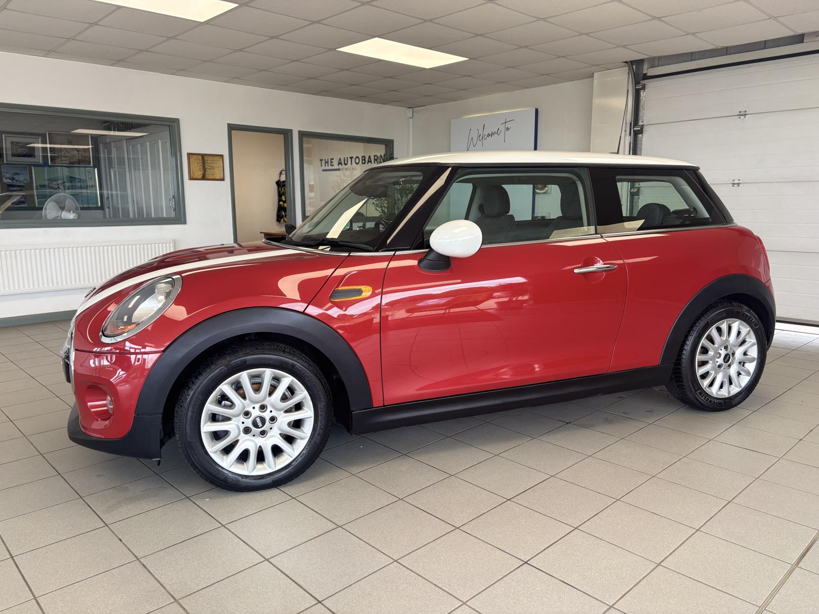 MINI Hatch 1.5 Cooper D Hatchback 3dr Diesel Manual Euro 6 (s/s) (116 ps)