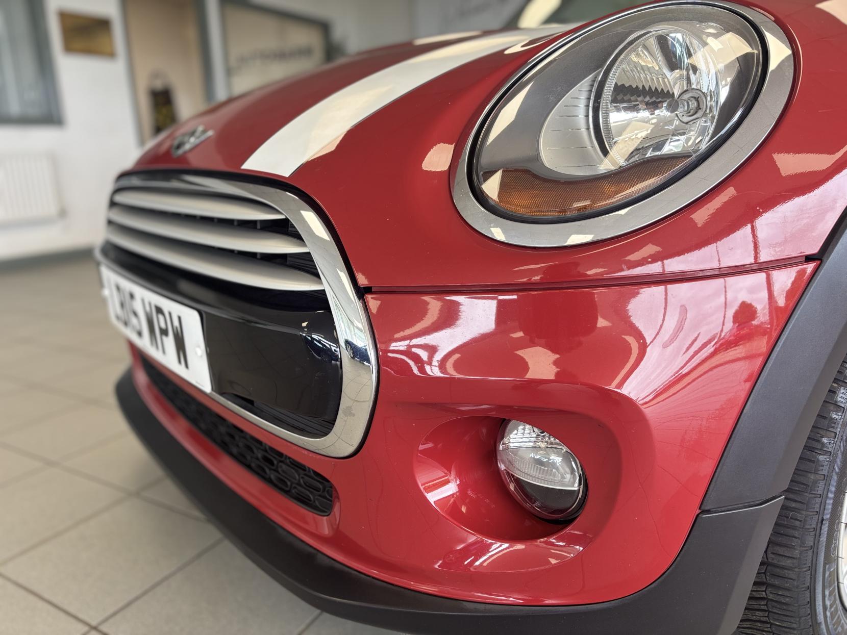 MINI Hatch 1.5 Cooper D Hatchback 3dr Diesel Manual Euro 6 (s/s) (116 ps)