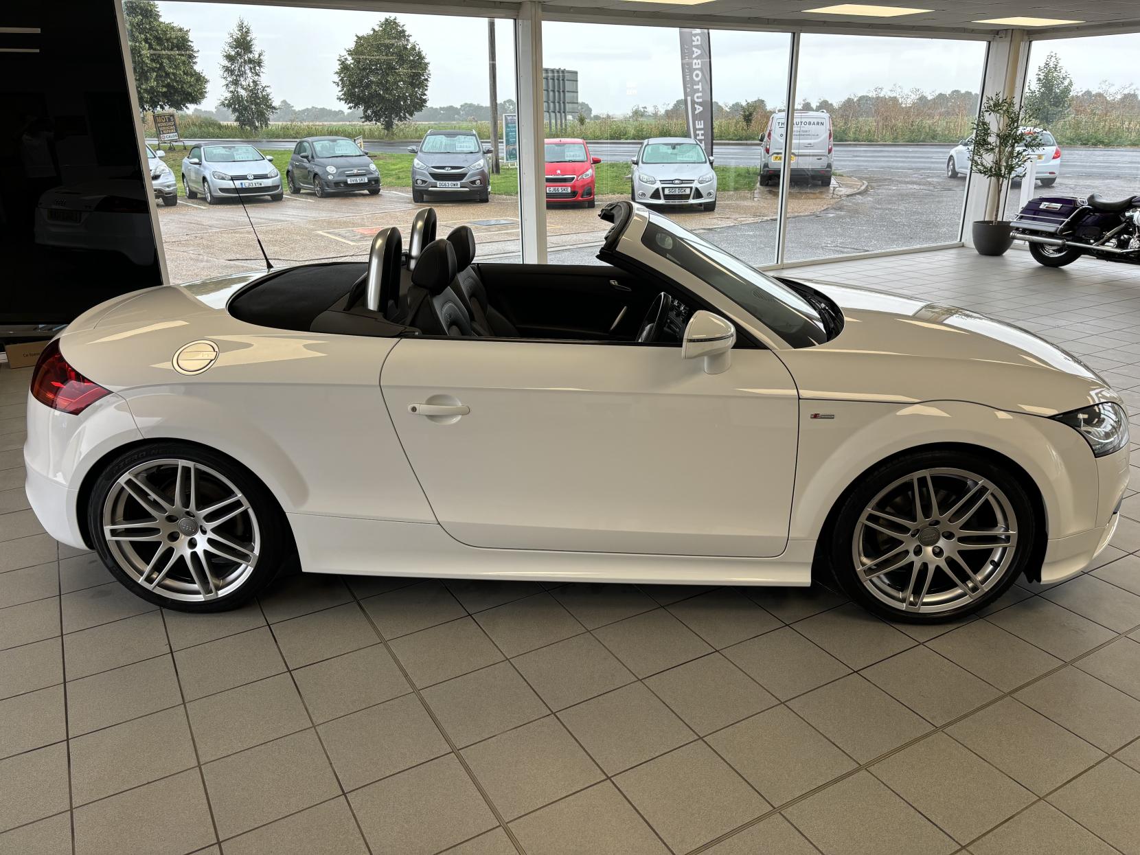 Audi TT 2.0 TFSI S line Roadster 2dr Petrol Manual Euro 5 (s/s) (211 ps)