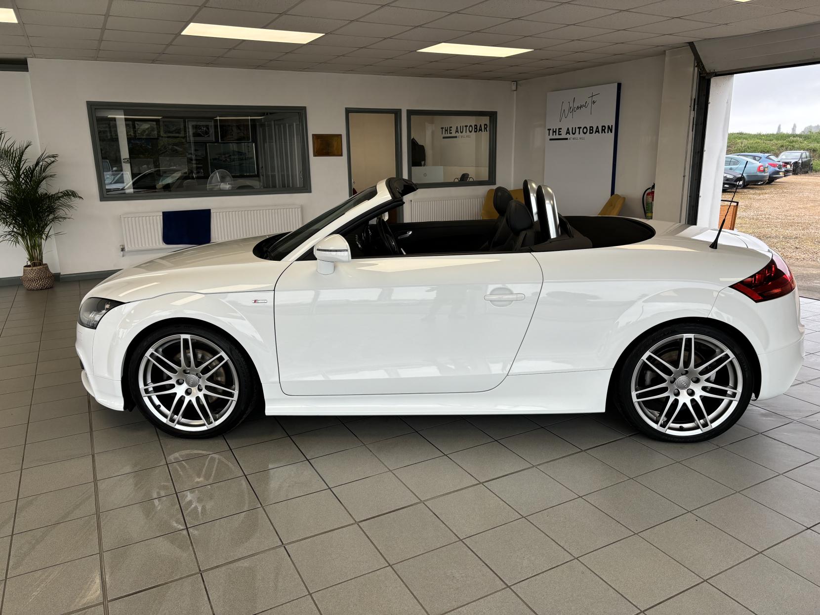 Audi TT 2.0 TFSI S line Roadster 2dr Petrol Manual Euro 5 (s/s) (211 ps)