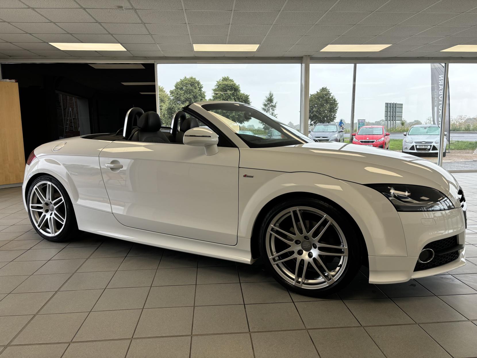 Audi TT 2.0 TFSI S line Roadster 2dr Petrol Manual Euro 5 (s/s) (211 ps)